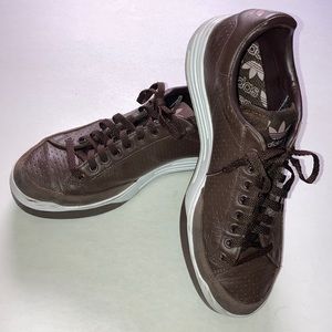 Adidas Rod Laver Brown
